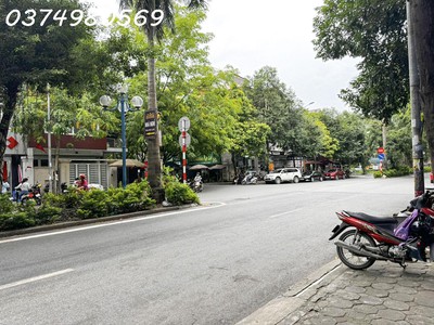 Bán gấp mảnh đất ngay khu đô thị xa la dt 54m2 mặt tiền 4,1 giá 8,25 tỷ 2