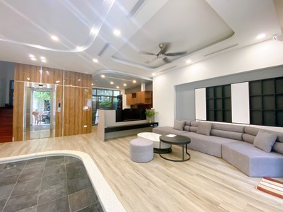 Cho thuê nguyên căn 5 phòng ngủ tại Vinhomes Marina 1