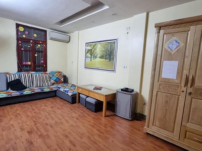 Cho thuê nhà ngõ ba gác đại la hai bà trưng 5 tầng, 31m2, 3 ngủ, 13 triệu 2