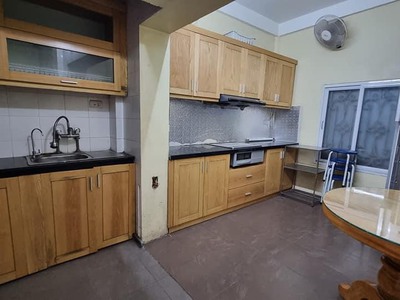 Cho thuê nhà ngõ ba gác đại la hai bà trưng 5 tầng, 31m2, 3 ngủ, 13 triệu 1