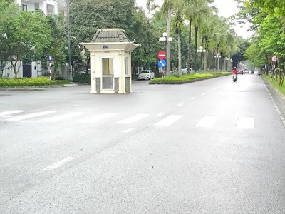 Bán biệt thự Ciputra, 230m, bể bơi, thang máy, nội thất đẹp 4