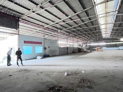 Chính chủ cho thuê kho 1000m2 trần 8.5m lê đức thọ p13 gò vấp 80tr 1