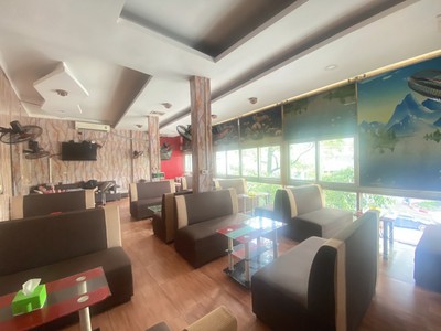 Bán gấp nhà mặt phố ngay nguyễn chí thanh, 3 tầng, 40m2, hơn 6 tỷ , ô tô vào nhà, kd sầm uất 1