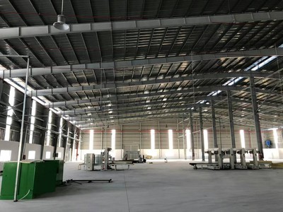 Cho thuê xưỡng kcn tân bình -bình dương chủ trương sx nhiều nghành nghề.diện tích xưỡng : 6.500 m2 1