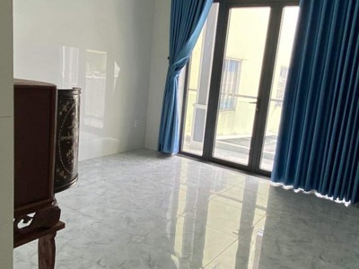 Cho nữ thuê phòng riêng trong nhà nguyên căn có sân rộng rãi 3