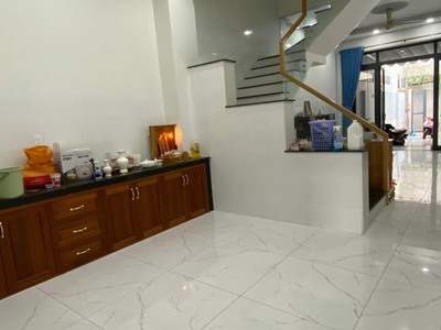 Cho nữ thuê phòng riêng trong nhà nguyên căn có sân rộng rãi 7