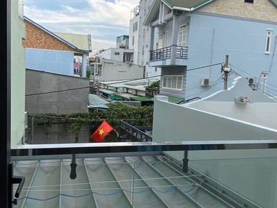 Cho nữ thuê phòng riêng trong nhà nguyên căn có sân rộng rãi 9