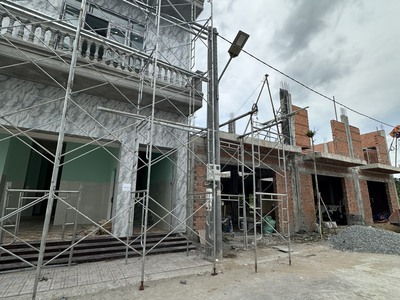  Bán nhà 1 trệt 1 lầu vừa ở vừa kinh doanh tại thị trấn tân hiệp 1