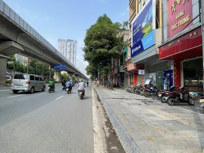Bán nhà mặt phố trần phú hà đông , trung tâm hà đông - ô tô kinh doanh vỉa hè thênh thang - nhà hai 0