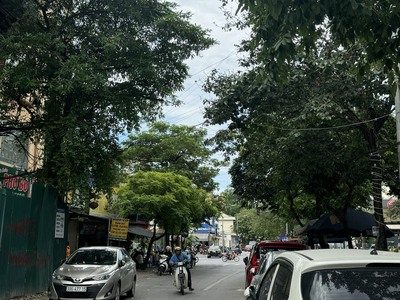 Bán nhà cầu giấy  - 2 mặt thoáng trước sau - 67m 3 - gía 9.8 tỷ 2