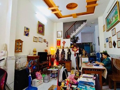 Mặt tiền kinh doanh ngay kênh tham lương- gần aeon tân phú - sẵn dòng tiền - 98m 2 tầng nhỉnh 8 tỷ 1