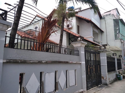 Bán đất xây chdv  - nhà 2 tầng - ngay trung tâm quận 7 - nguyễn thị thập - bình thuận 0