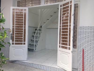Nhà 3 tầng nở hậu 3,9m - hẻm 1225 phạm thế hiển - phường 5 - quận 8 - giá 1 tỷ 800  thương lượng 0