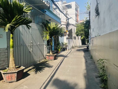 Chỉ 4.05tl - bán nhà hẻm xe hơi đường số 14, p8, gò vấp 1