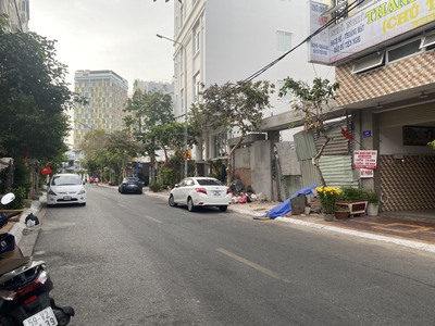 Chỉ 8 tỷ sở hữu ngay nhà 1 trệt 1 lầu mặt tiền phan chu trinh gần biển bãi trước 0
