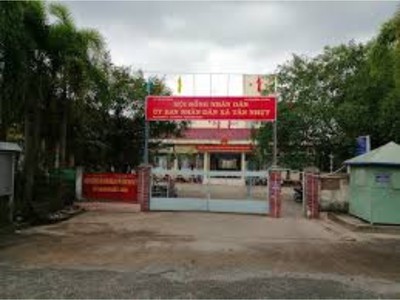 Nền này 5 24 123m2 gần ubnd tân nhật , đường thế lữ, tân nhât-bình chánh , mình bán giá 2.3 tỷ, 2