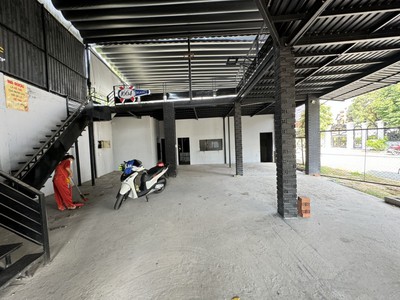 Cho thuê mặt bằng căn góc tại chánh nghĩa, thủ dầu một,diện tích sử dụng: 400m .giá thuê: 18 0