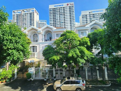 Bán biệt thự DIỆN TÍCH SIÊU KHỦNG 274M2 Đường Nội Khu 2 Khu Phố Nam Viên Giá 83.5 Tỷ Tân Phú Quận 7 5