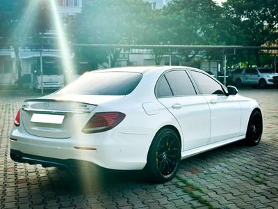 Mer E300 AMG sx 2020 Up full E63 thể thao cá tính cho anh em sành chơi. 10