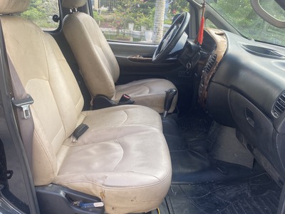 Thanh lí xe văn phòng chạy tốt 7