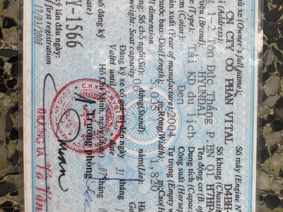 Thanh lí xe văn phòng chạy tốt 9