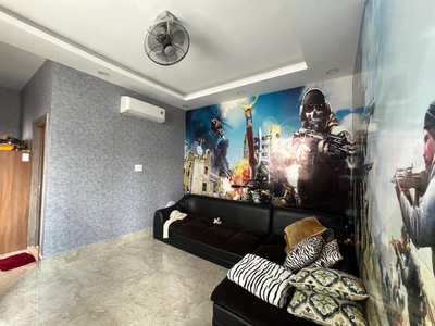 Mặt tiền huỳnh tấn phát quận 7  - nhà 3 tầng - ô tô 7 chổ ngũ trong nhà - tân phú 2