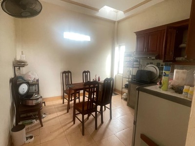 Chính chủ cho thuê nguyên căn 5 ngủ có mbkd mặt đường vườn hoa đền lừ 2