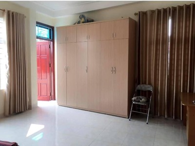 Cho thuê nhà nguyên căn ở gđ, làm vp phố quan nhân,  4 tầng, 4 ngủ, 52m2, giá 13.5 triệu 2