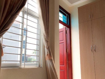 Cho thuê nhà nguyên căn ở gđ, làm vp phố quan nhân,  4 tầng, 4 ngủ, 52m2, giá 13.5 triệu 4