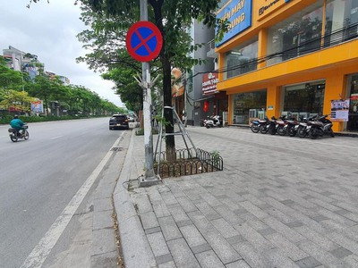 Bán nhà mặt phố xã đàn, 24/38m2, 6 tầng,mặt tiền 5,1m,20 tỷ, đông đa. 1