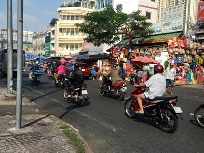 Bán nhà 2 mặt tiền đường cù lao,q.phú nhuận,dt:6mx16m,kc:hầm,4 lầu,giá:25 tỷ. 0