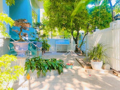 Bán biệt thự bán đảo linh đàm nguyễn phan chánh  614m2,4 tầng, mặt t iền  45 m,199  tỷ hoàng mai. 2