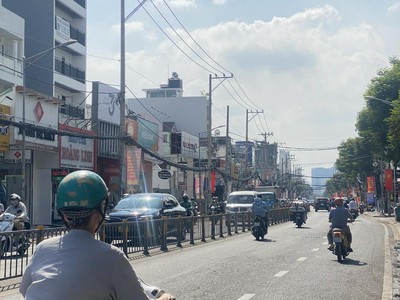 Bán nhà mặt tiền nguyễn thị thập - quận 7- 135m2- giá bán 47 tỷ tl 1
