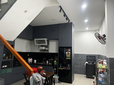 Bán Nhà 1 Lầu 1 Trệt Mặt Tiền Kinh Doanh Đường Lý Thường Kiệt, Tp. Dĩ An, Bình Dương   Gần Ngã Tư Đồ 5