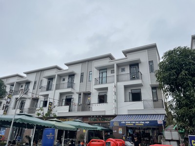 Bán căn Shophouse khu đô thị Centa City Thuỷ Nguyên 3,5 tầng lô góc 3 mặt thoáng 0