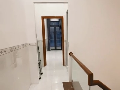 Bán nhà 2 tầng ngay KCN Nam Tân Uyên,Bình Dương,750TRIỆU vào ở ngay.Sổ sẵn hoàn công đầy đủ 5