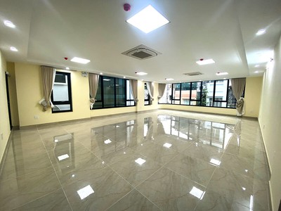 Bán Tòa Văn Phòng 9 Tầng Mặt Phố Vũ Tông Phan.Vị Trí Lô Góc.DT 116m2. Giá 63 TỶ 2