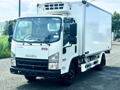 Xe Tải ISUZU QKR270 2,5T THùng đông lạnh 4,3m Đời 2024 0