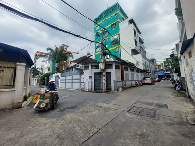 Cần cho thuê nhà nguyên căn 50m2 số 1073 đường cách mạng tháng 8, p.7, tân bình, chỉ 8tr 1