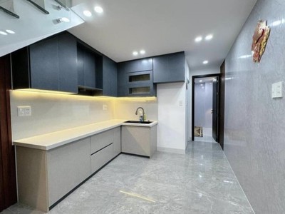Nhà đẹp, gần mặt tiền,trần cao vân, 50m2, chủ gấp bán, chỉ 2.x 2