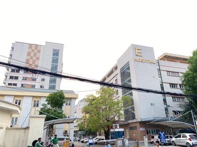 Cần bán nhà tập thể cầu giấy: 41m2, 2 ngủ, ô tô đỗ, nội thất đẹp, chỉ 1.x tỷ 3