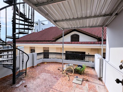 Chính chủ cho thuê full nt chdv ngay  công viên làng hoa, gò vấp. giá 5 triệu 2