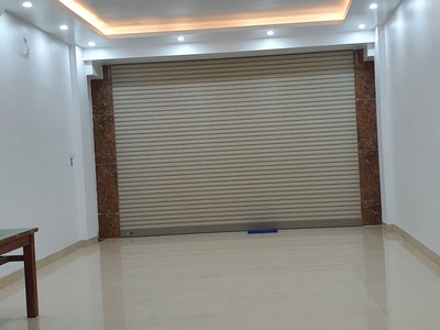 Cho Thuê Nhà 3 tầng mặt đường Âu Cơ gần chợ Hoa Quảng An 2