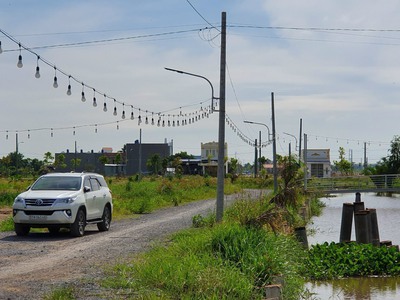 Bán gấp lô đất ở xã long cang, huyện cần đước, tỉnh long an diện tích: 106m2 2