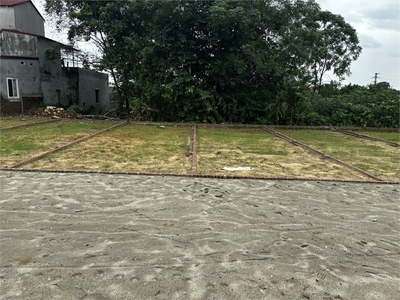 Duy nhất 1 lô gần thị trấn sóc sơn giá chỉ 710tr. đường 5m thông, full thổ cư, bao sổ sách 3