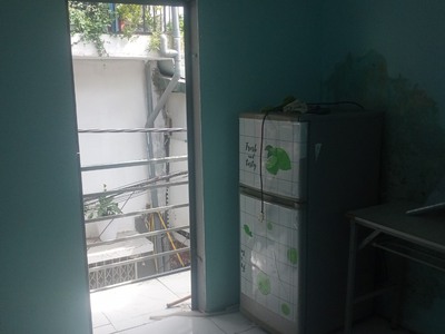 Cho thuê phòng tầng 2, giá rẻ, giờ giấc tự do,ngách 143/202 phố nguyễn chính, hoàng mai 1