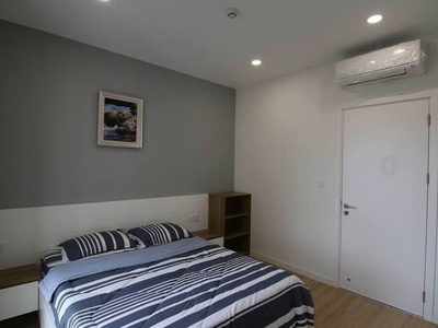 Cho thuê CHCC Millennium Quận 4, 108m2, 3Pn, 2 tollet, Nội thất đầy đủ 2