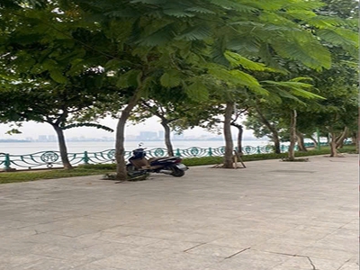 Bán nhà mặt phố Nhật Chiêu, view Hồ Tây, 2 mặt thoáng 0
