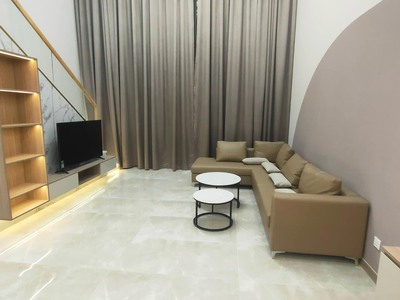 Căn hộ duplex 137m2 cần cho thuê gấp, tầng cao, nội thất đầy đủ. giá 40tr/tháng 1