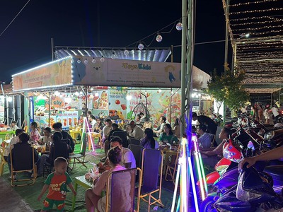 Sang nhượng quán tại chợ đêm bạch đằng, phường phú cường, thủ dầu một, bình dương. 0